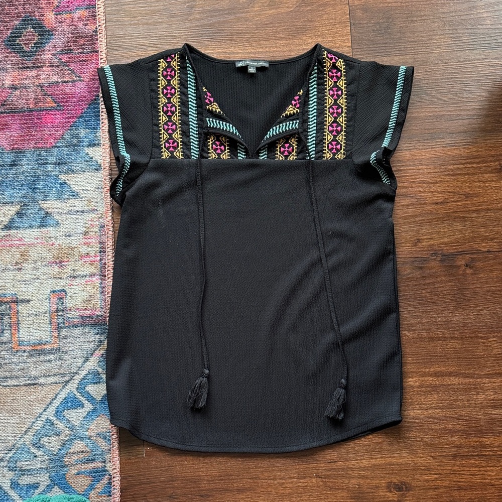 ADRIANNA PAPELL - black blouse